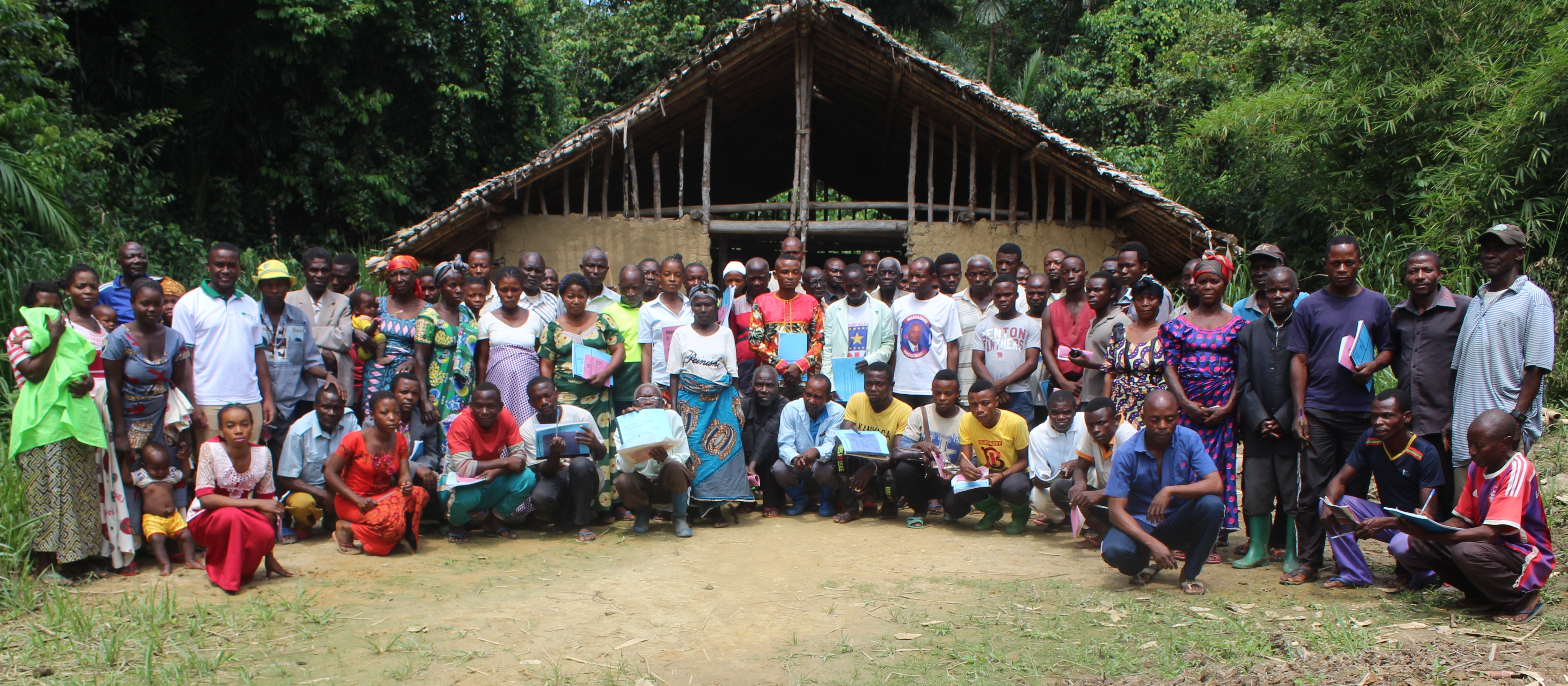 Participants à l'Assemblée Communautaire des Bananzigha.JPG